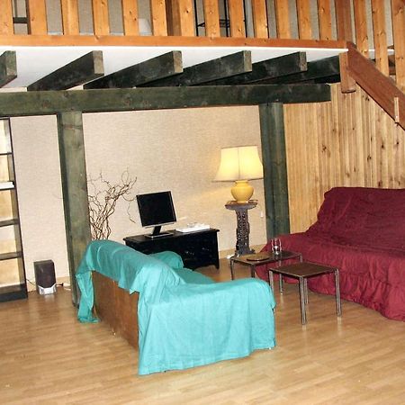 Studio Confortable Pres De Beaumont Du Perigord 60 M² Cheminee 外观 照片